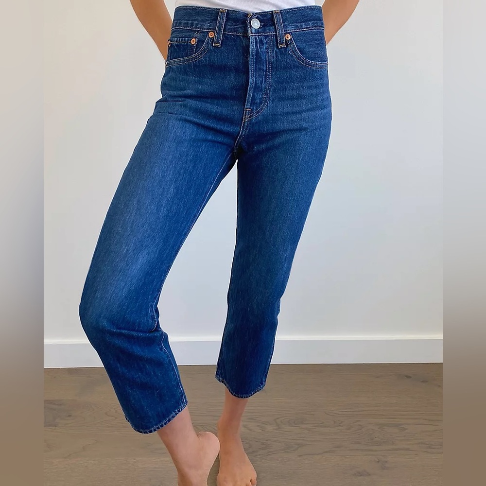 Levi’s Wedgie Straight (Women’s 28)